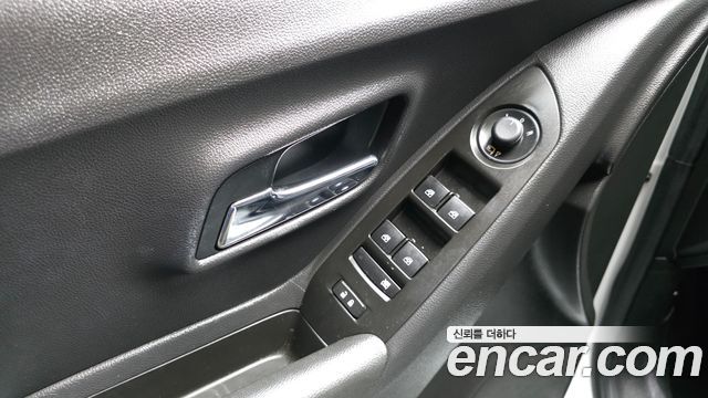 Chevrolet Korea Trax 2021 — photo 29