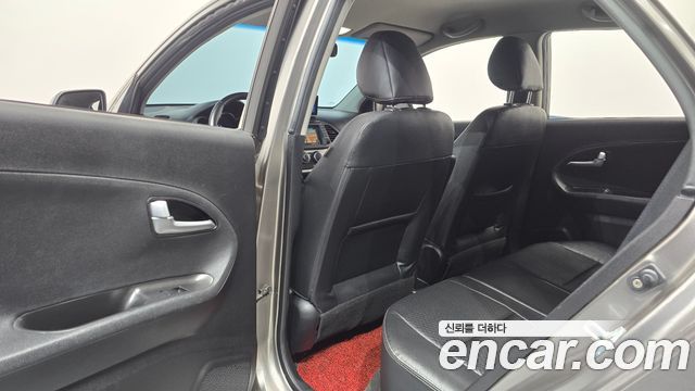 Kia morning 2013 — photo 30