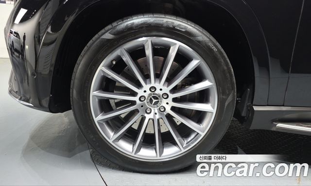 Mercedes-Benz GLE-Class 2024 — photo 5