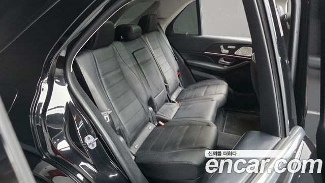 Mercedes-Benz GLE-Class 2024 — photo 17