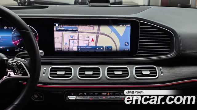 Mercedes-Benz GLE-Class 2024 — photo 19