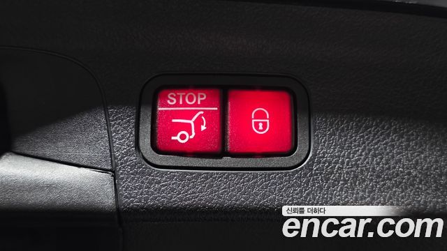 Mercedes-Benz GLE-Class 2024 — photo 25