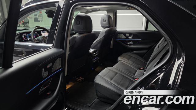 Mercedes-Benz GLE-Class 2024 — photo 28