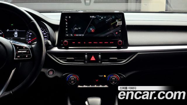 Kia K3 2022 — photo 19