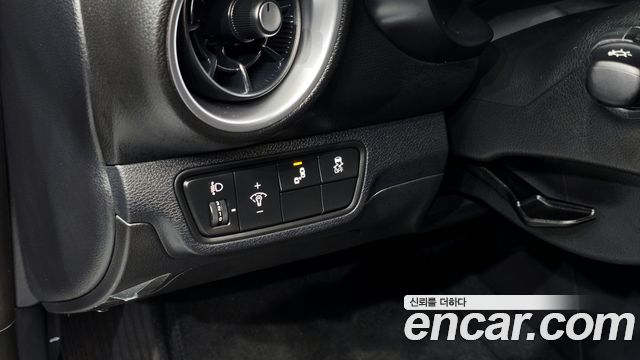 Kia K3 2022 — photo 26
