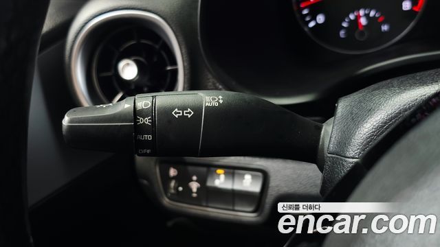 Kia K3 2022 — photo 28