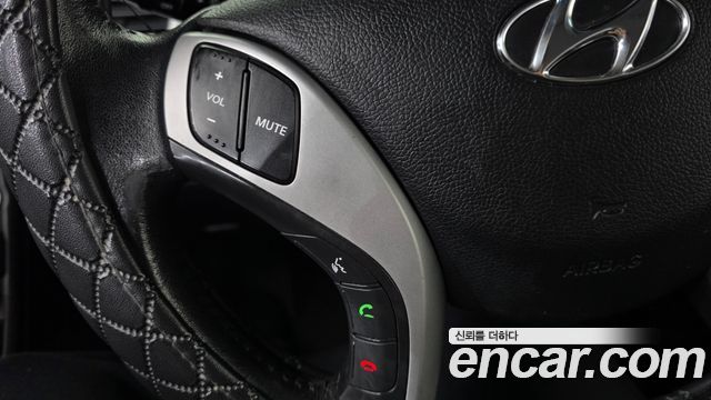 Hyundai AVANTE 2012 — photo 21