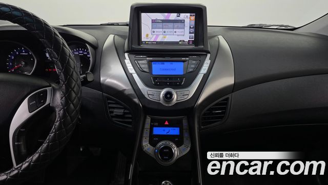 Hyundai AVANTE 2012 — photo 30