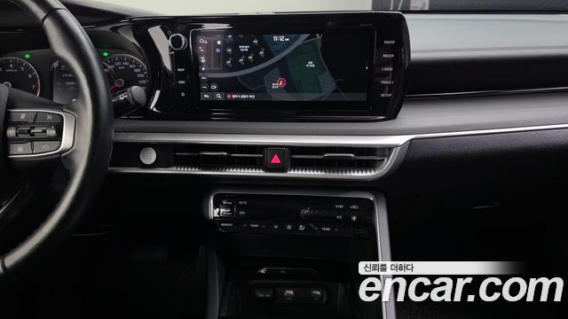 Kia K5 2023 — photo 19