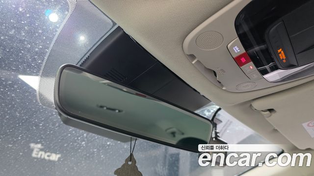 Kia K5 2023 — photo 24
