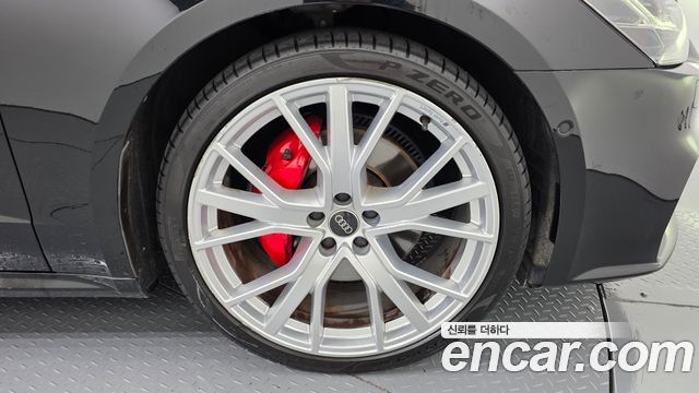 Audi A7 2022 — photo 5