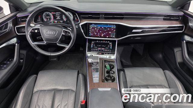 Audi A7 2022 — photo 10