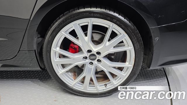 Audi A7 2022 — photo 7