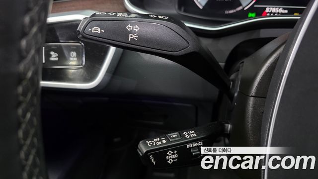 Audi A7 2022 — photo 32