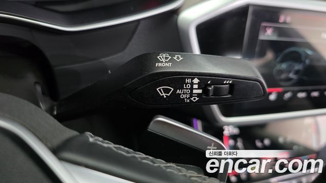 Audi A7 2022 — photo 33