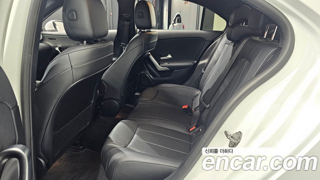 Mercedes-Benz A-Class 2021 — photo 18