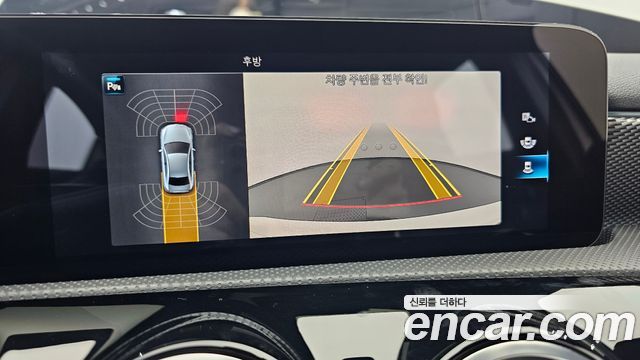 Mercedes-Benz A-Class 2021 — photo 20