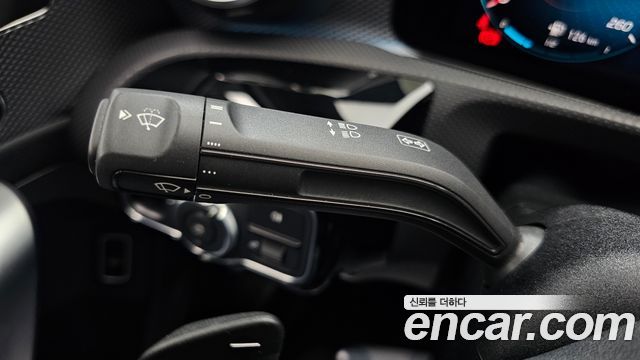 Mercedes-Benz A-Class 2021 — photo 25
