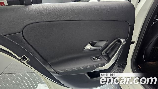 Mercedes-Benz A-Class 2021 — photo 15