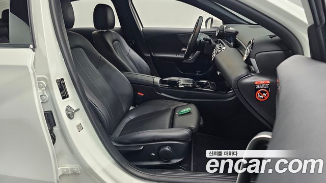 Mercedes-Benz A-Class 2021 — photo 16