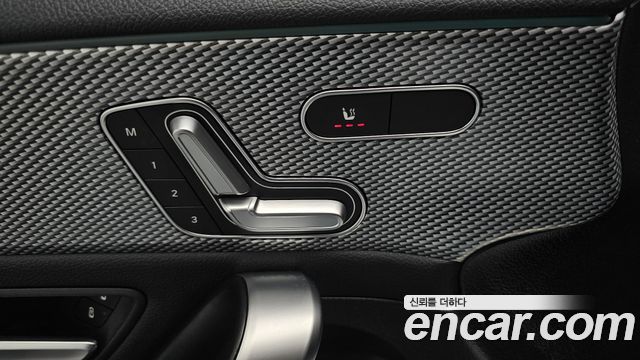 Mercedes-Benz A-Class 2021 — photo 27