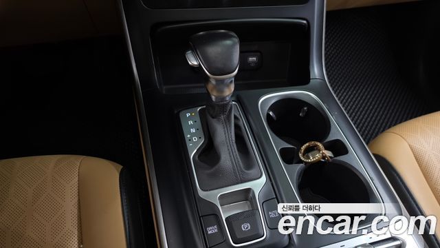Kia Canival 2022 — photo 12