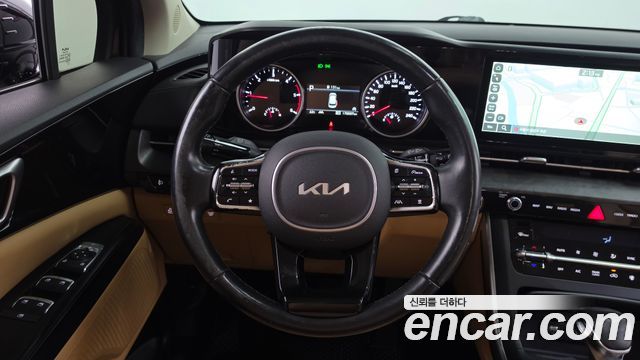 Kia Canival 2022 — photo 18