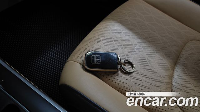 Kia Canival 2022 — photo 21