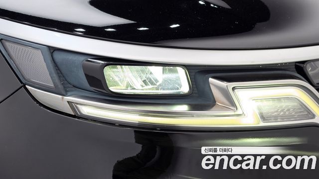 Kia Canival 2022 — photo 8
