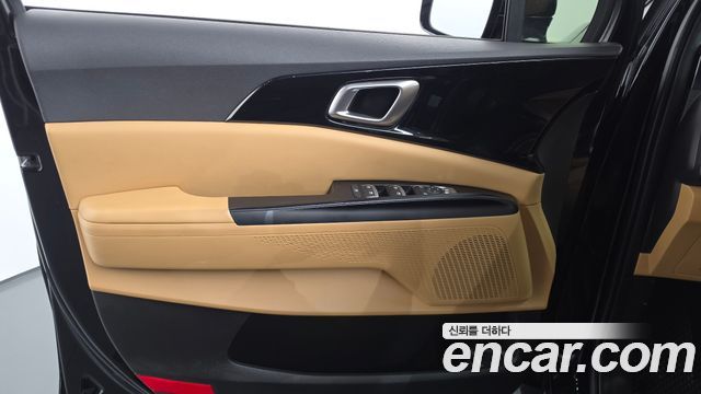 Kia Canival 2022 — photo 14