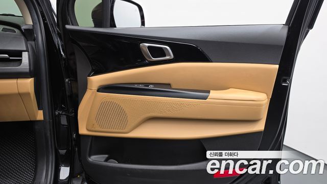 Kia Canival 2022 — photo 15