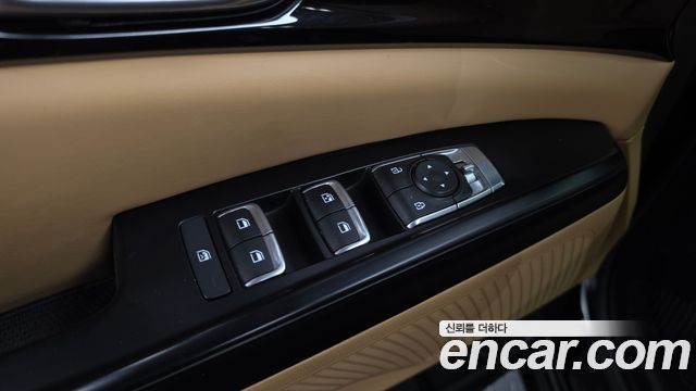 Kia Canival 2022 — photo 28
