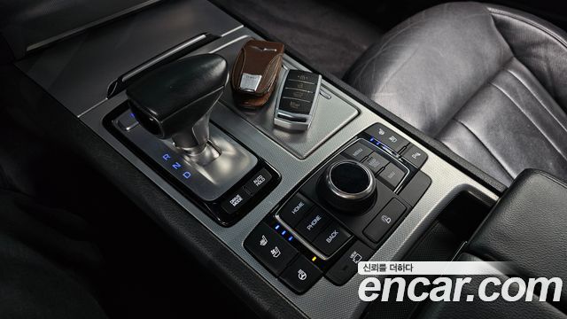 Genesis G80 2017 — photo 12