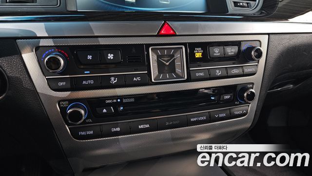 Genesis G80 2017 — photo 23