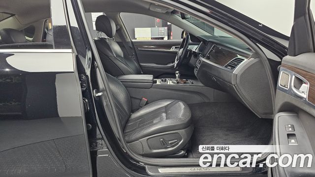 Genesis G80 2017 — photo 16