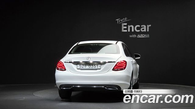 Mercedes-Benz C-Class 2016 — photo 4