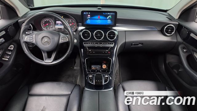 Mercedes-Benz C-Class 2016 — photo 10
