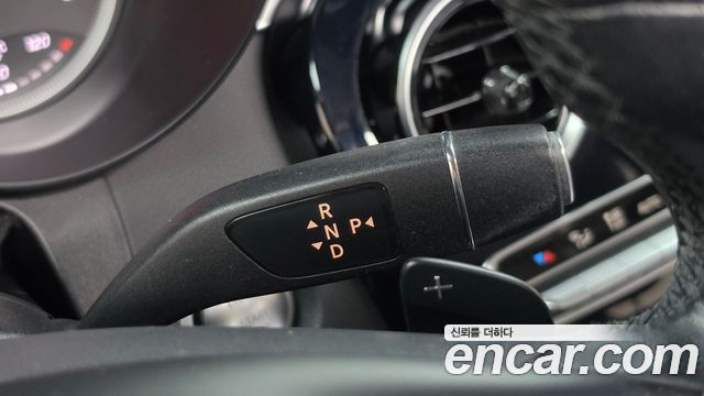 Mercedes-Benz C-Class 2016 — photo 12