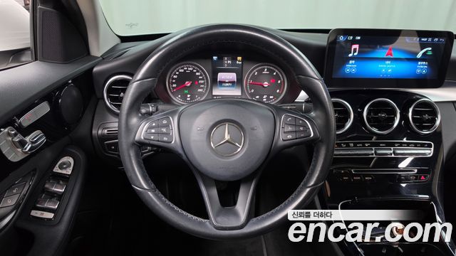 Mercedes-Benz C-Class 2016 — photo 19