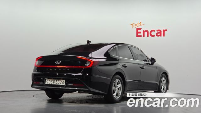 Hyundai Sonata 2022 — photo 2