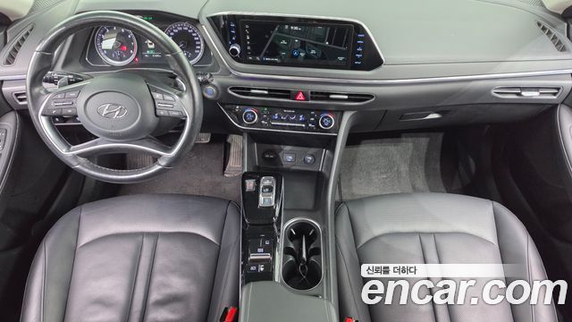 Hyundai Sonata 2022 — photo 7