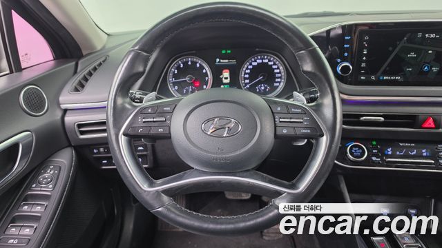 Hyundai Sonata 2022 — photo 13