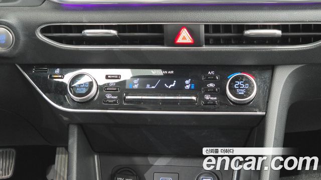 Hyundai Sonata 2022 — photo 18