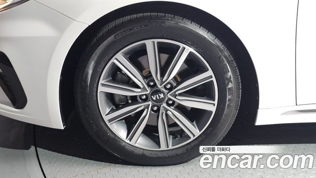 Kia K5 2020 — photo 5