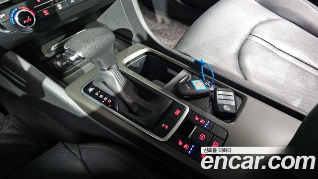 Kia K5 2020 — photo 12