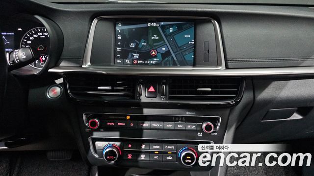 Kia K5 2020 — photo 20