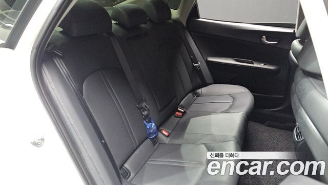 Kia K5 2020 — photo 25