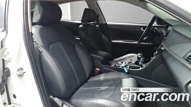Kia K5 2020 — photo 16