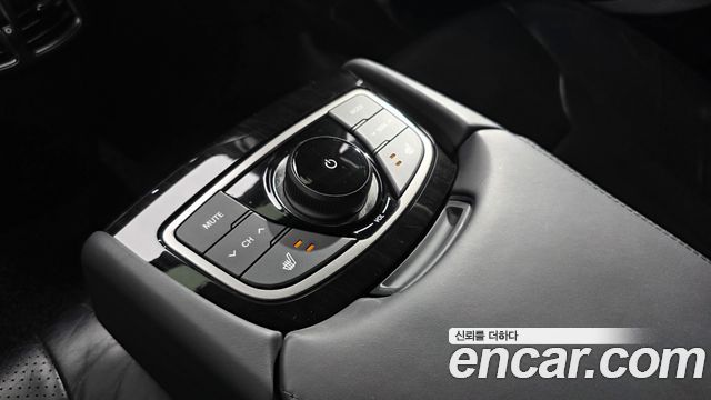 Hyundai Grandeur 2014 — photo 32