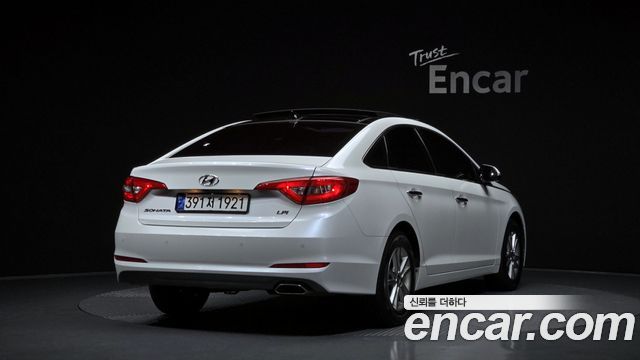 Hyundai Sonata 2017 — photo 2